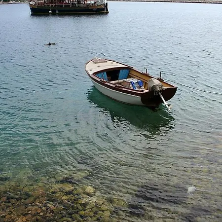 Apartamento By The Sea Rogoznica - 17978 *